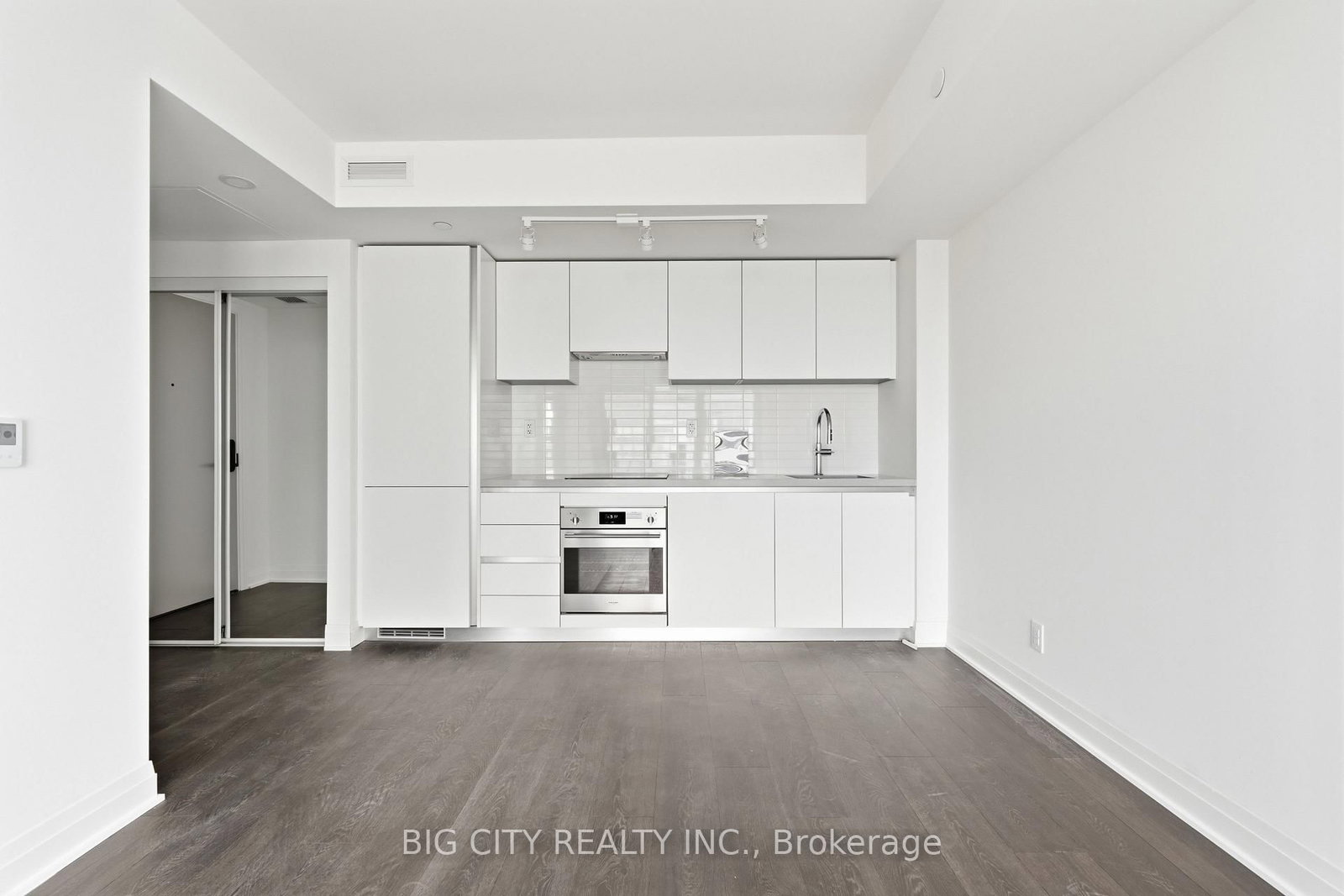 Photo 4 of 25 Frederick Todd Way, Unit 2206