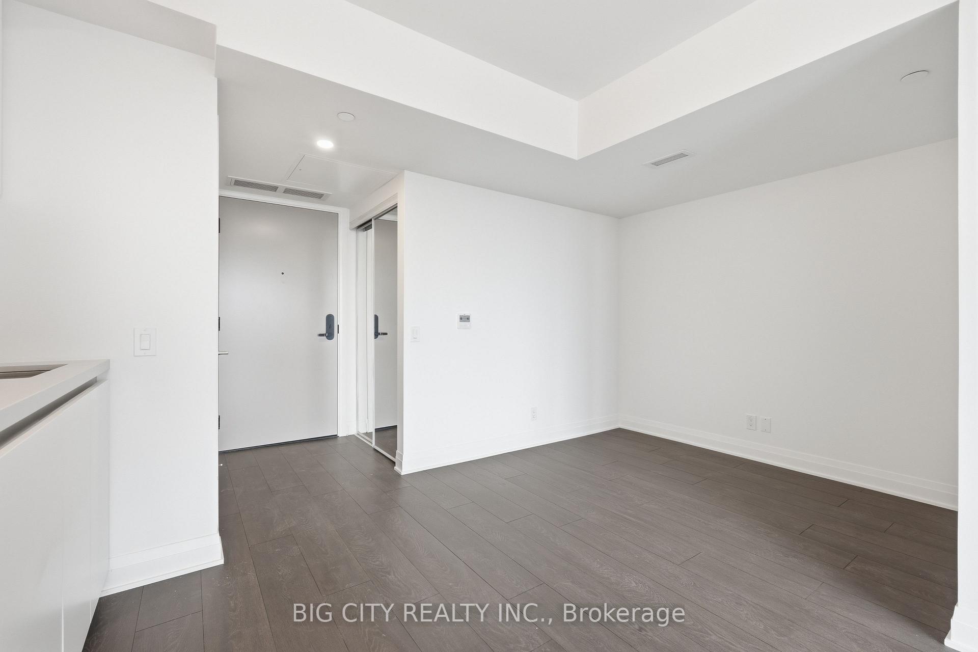 Photo 7 of 25 Frederick Todd Way, Unit 1908
