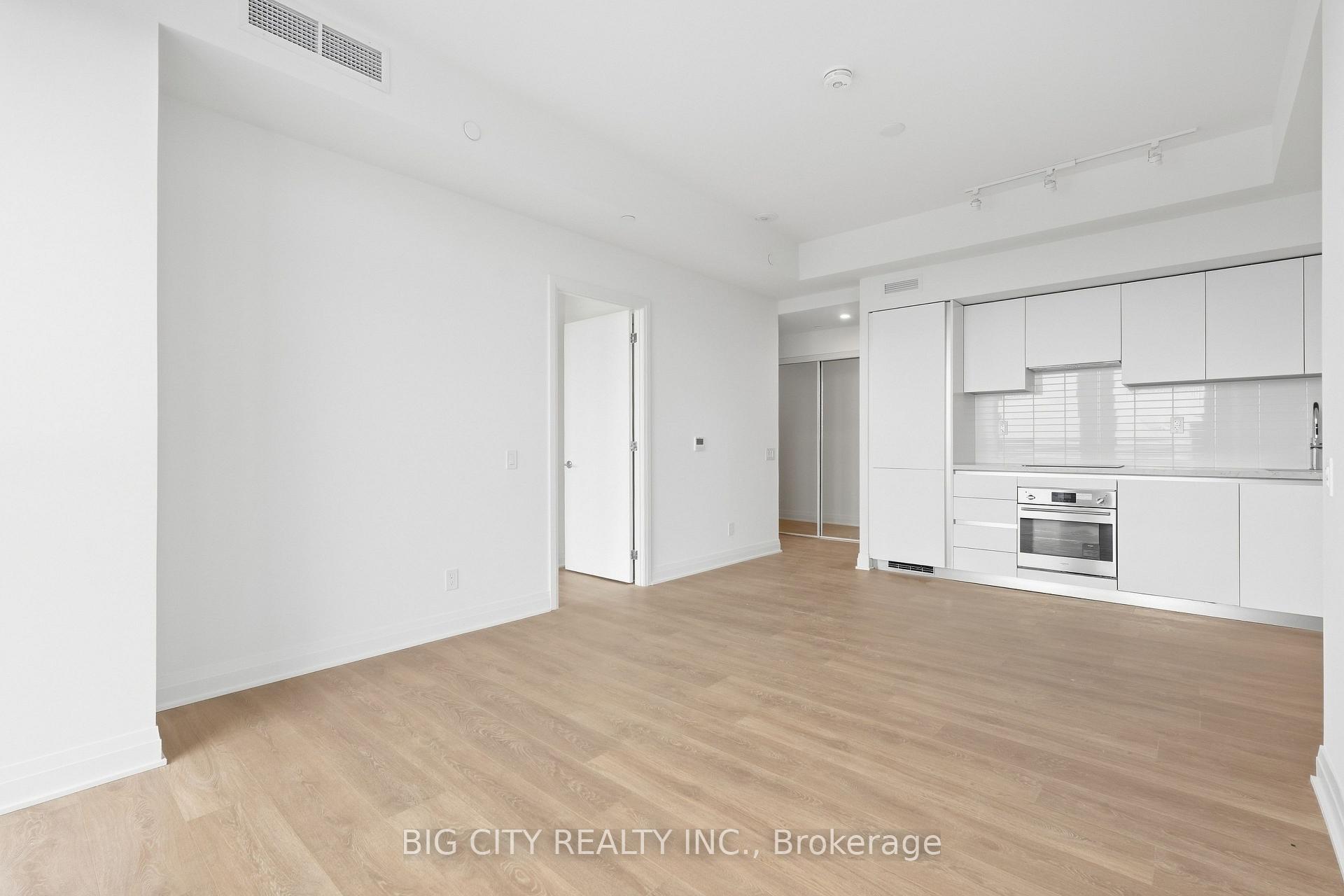 Photo 16 of 25 Frederick Todd Way, Unit 2010