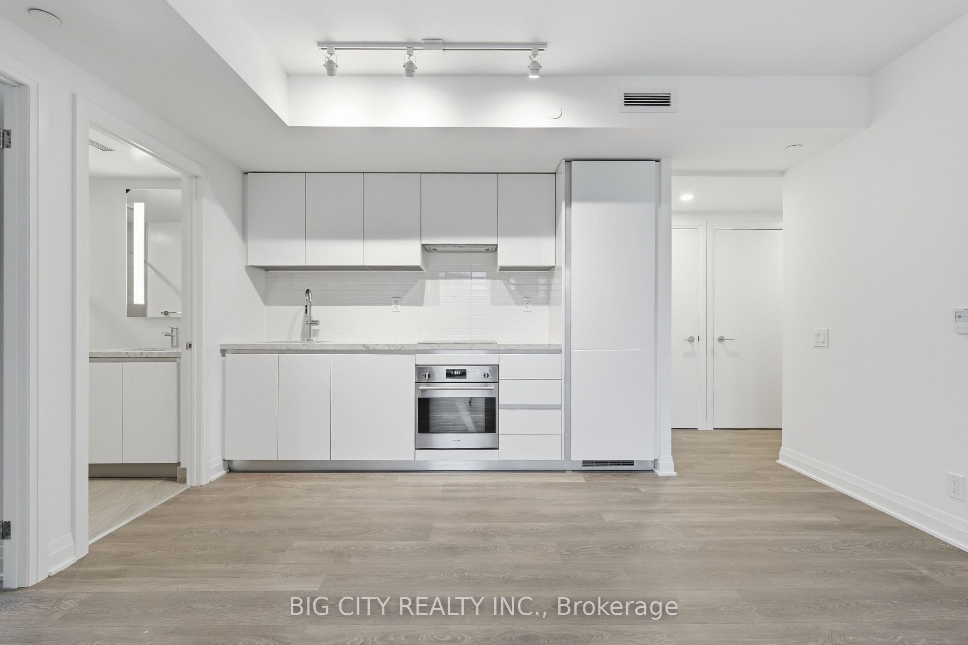 Photo 5 of 25 Frederick Todd Way, Unit 707