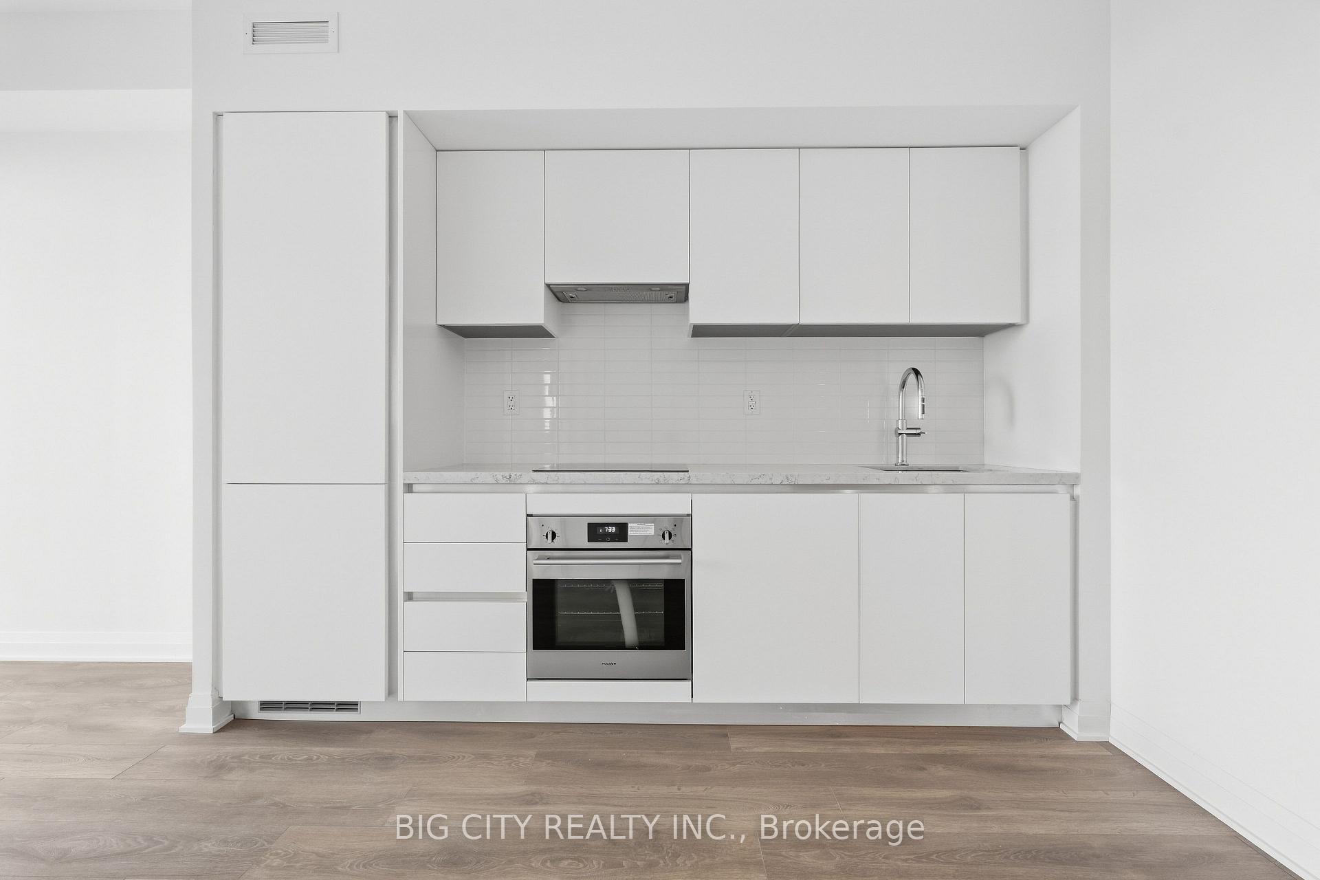 Photo 3 of 25 Frederick Todd Way, Unit 1011