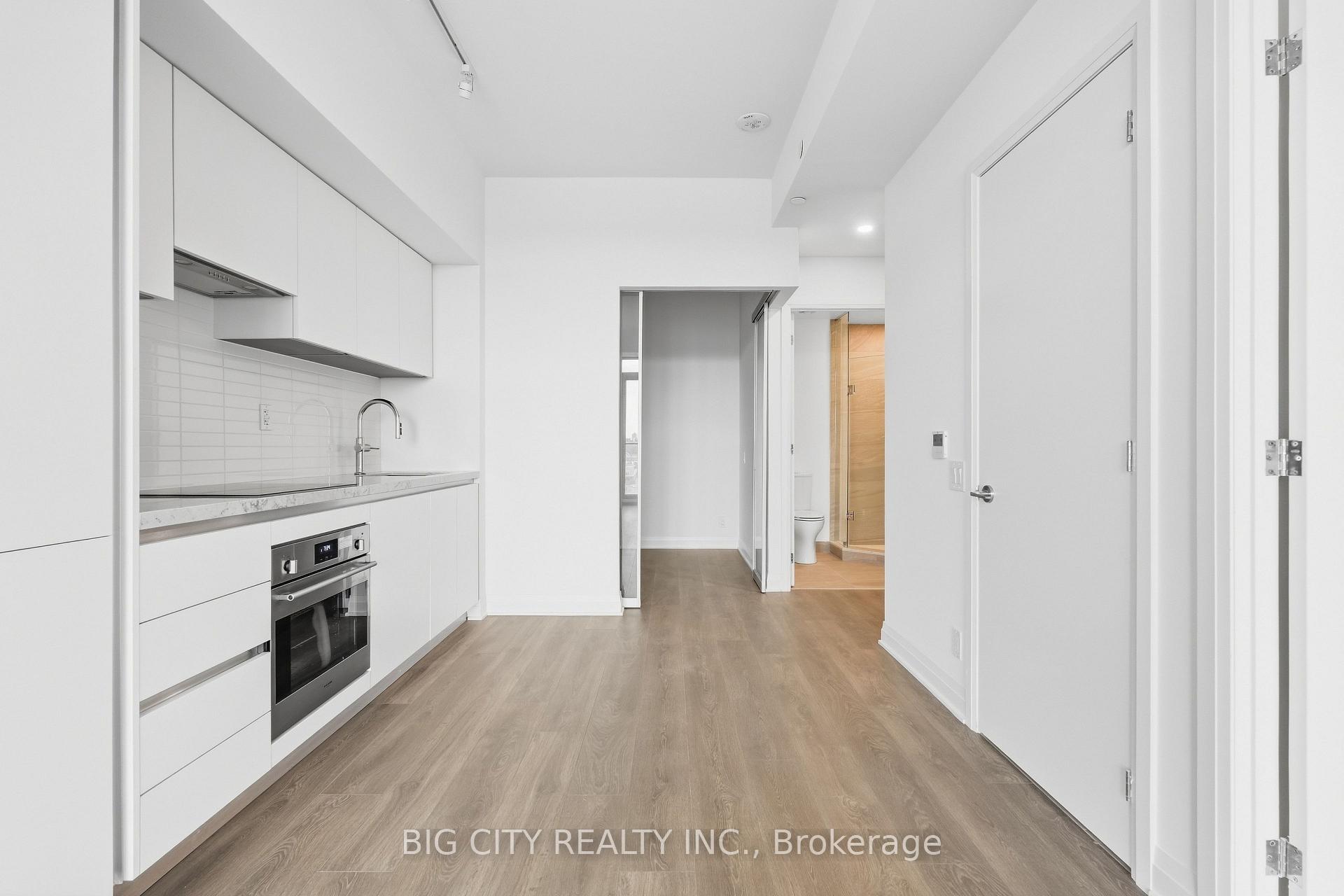 Photo 5 of 25 Frederick Todd Way, Unit 1011