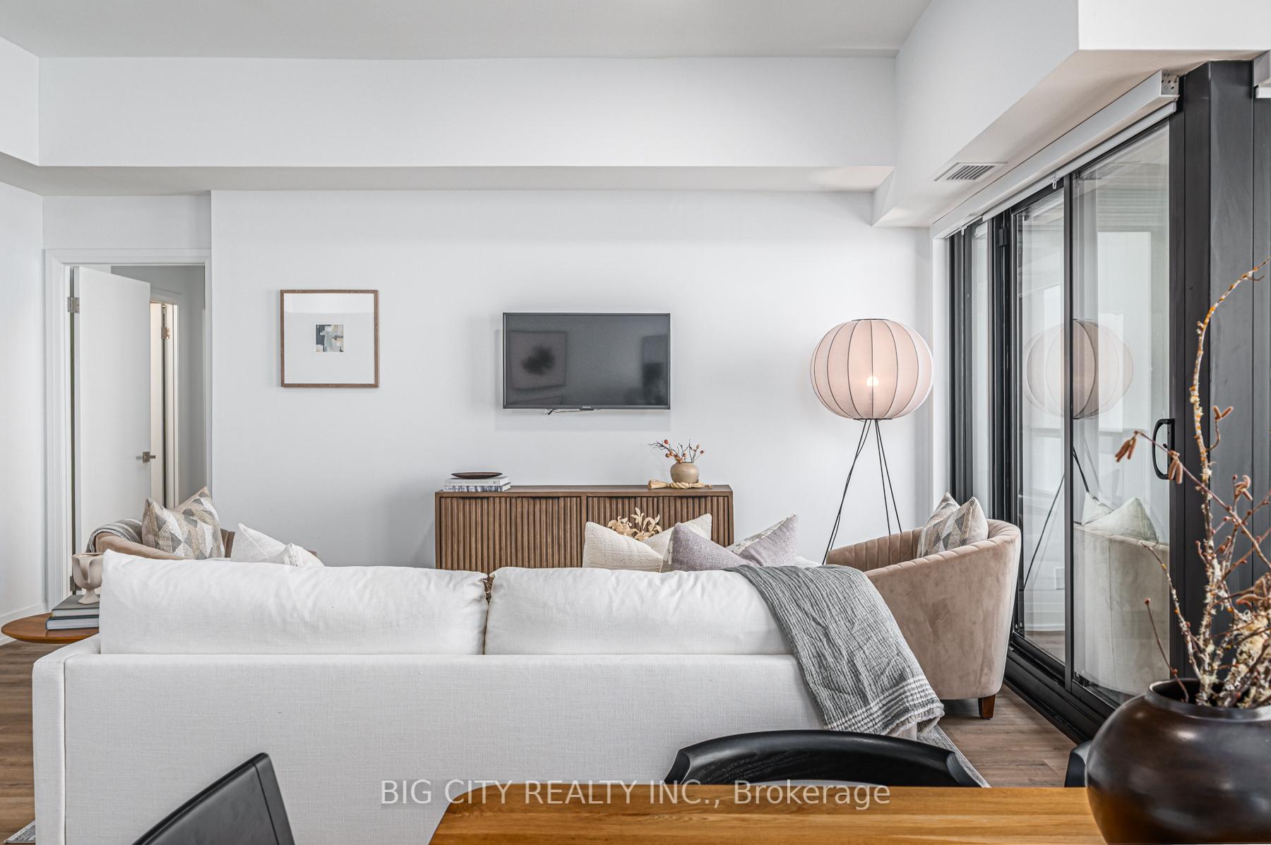Photo 6 of 36 Brentcliffe Road, Unit 315