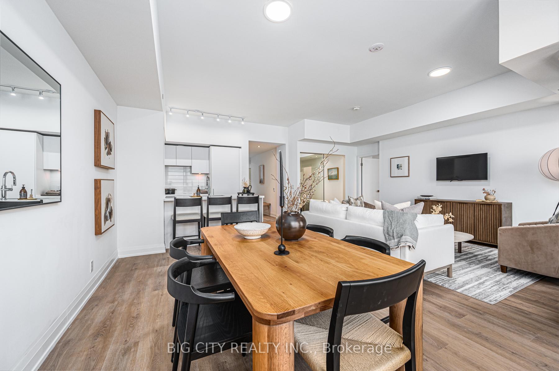 Photo 11 of 36 Brentcliffe Road, Unit 315