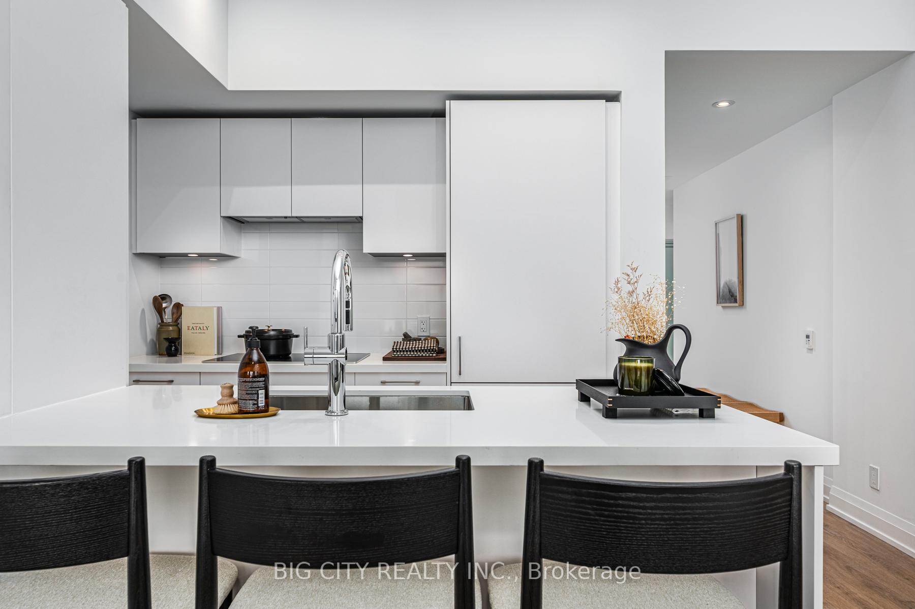 Photo 16 of 36 Brentcliffe Road, Unit 315
