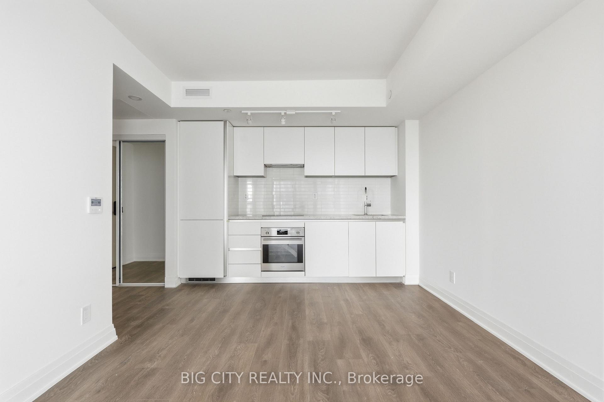 Photo 7 of 25 Frederick Todd Way, Unit 1906