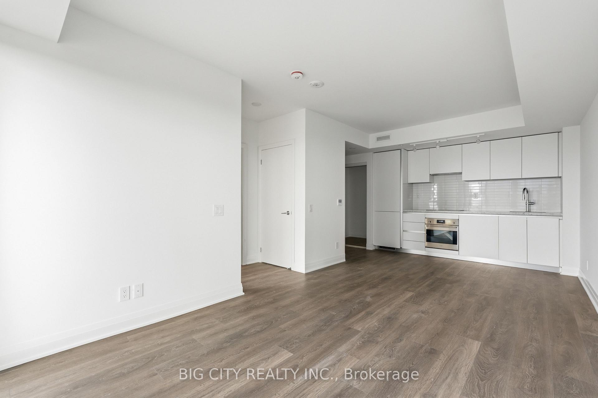 Photo 10 of 25 Frederick Todd Way, Unit 1906