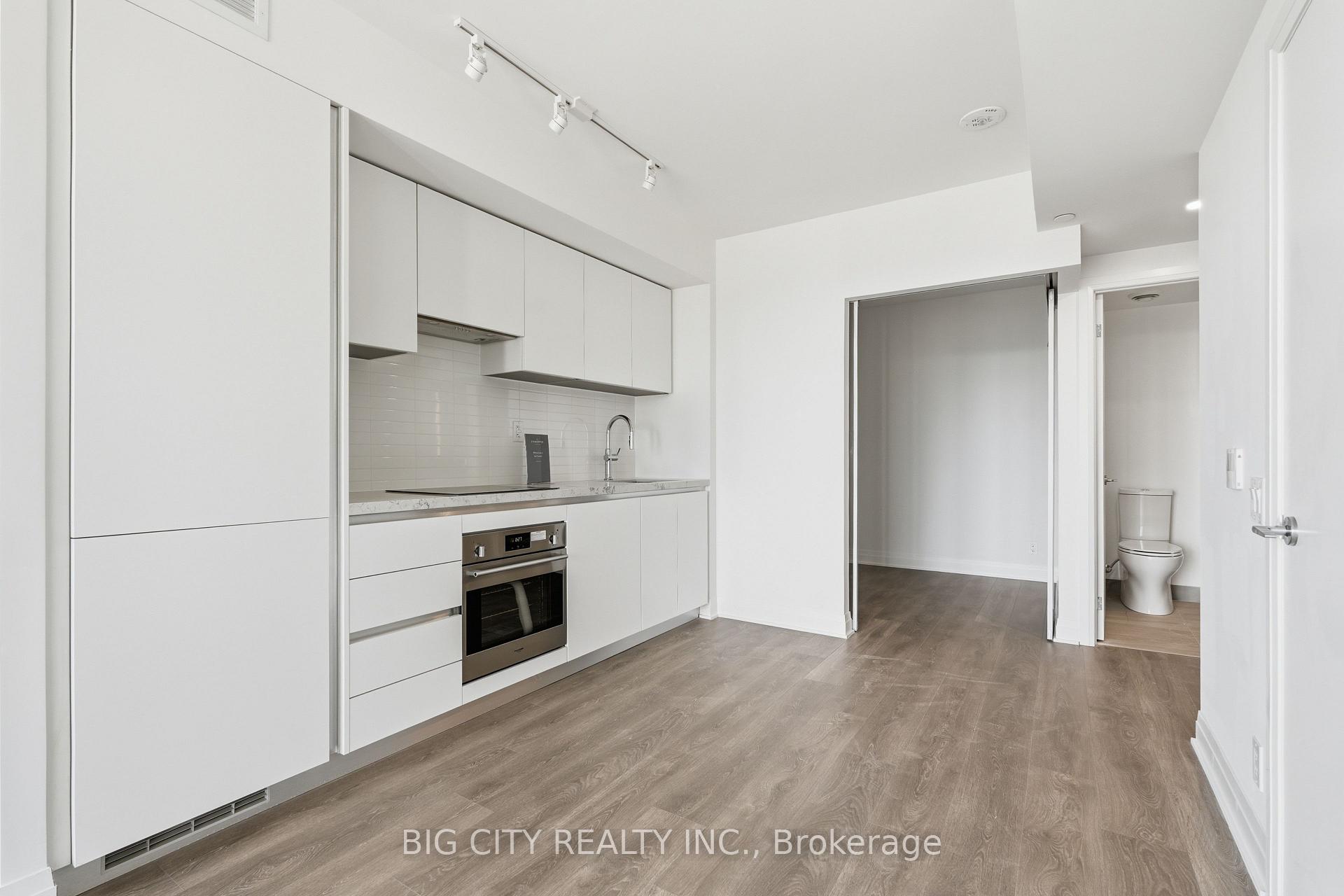 Photo 4 of 25 Frederick Todd Way, Unit 1611