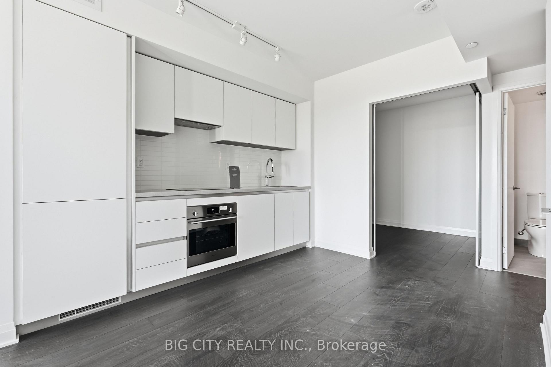 Photo 4 of 25 Frederick Todd Way, Unit 611