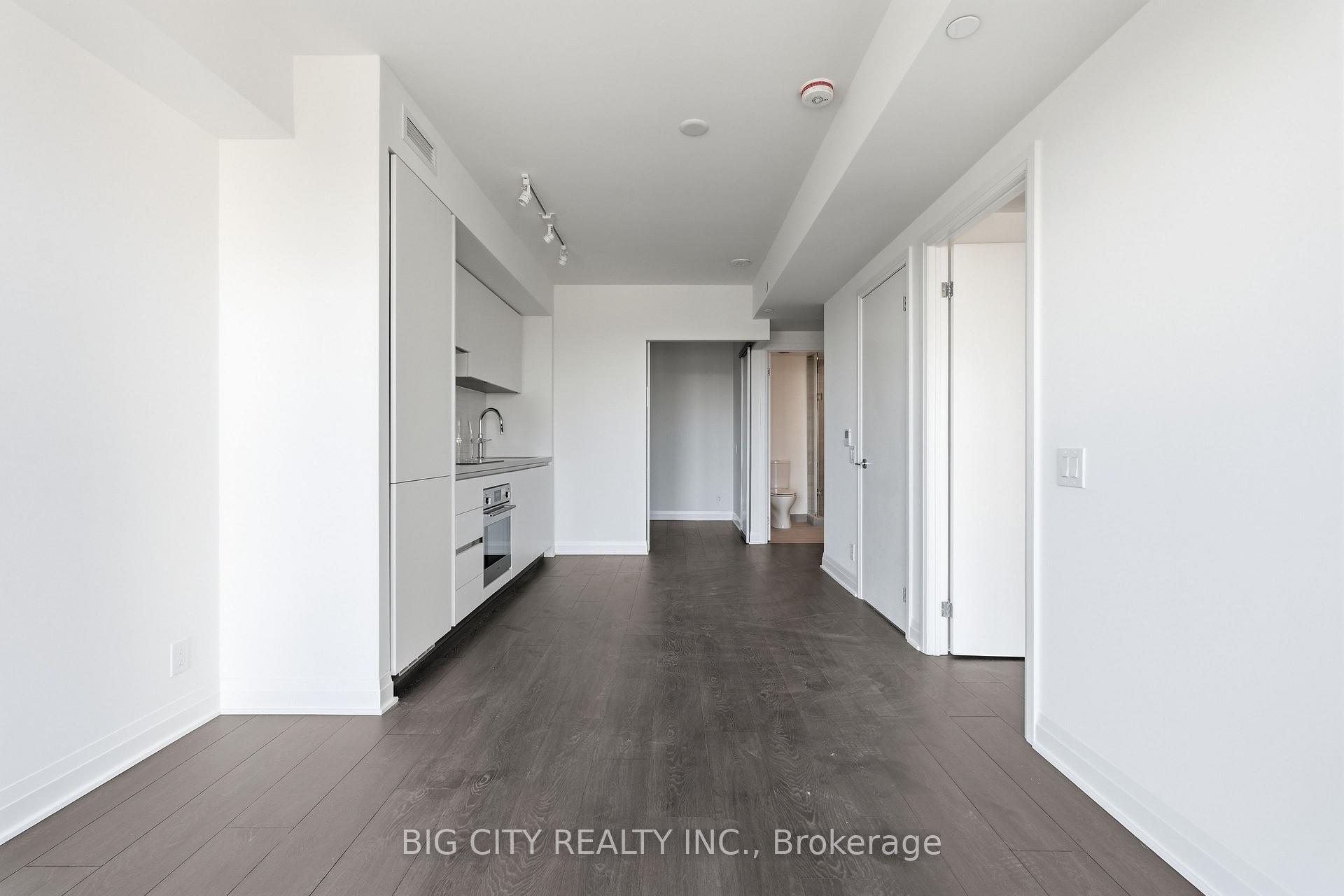 Photo 11 of 25 Frederick Todd Way, Unit 611
