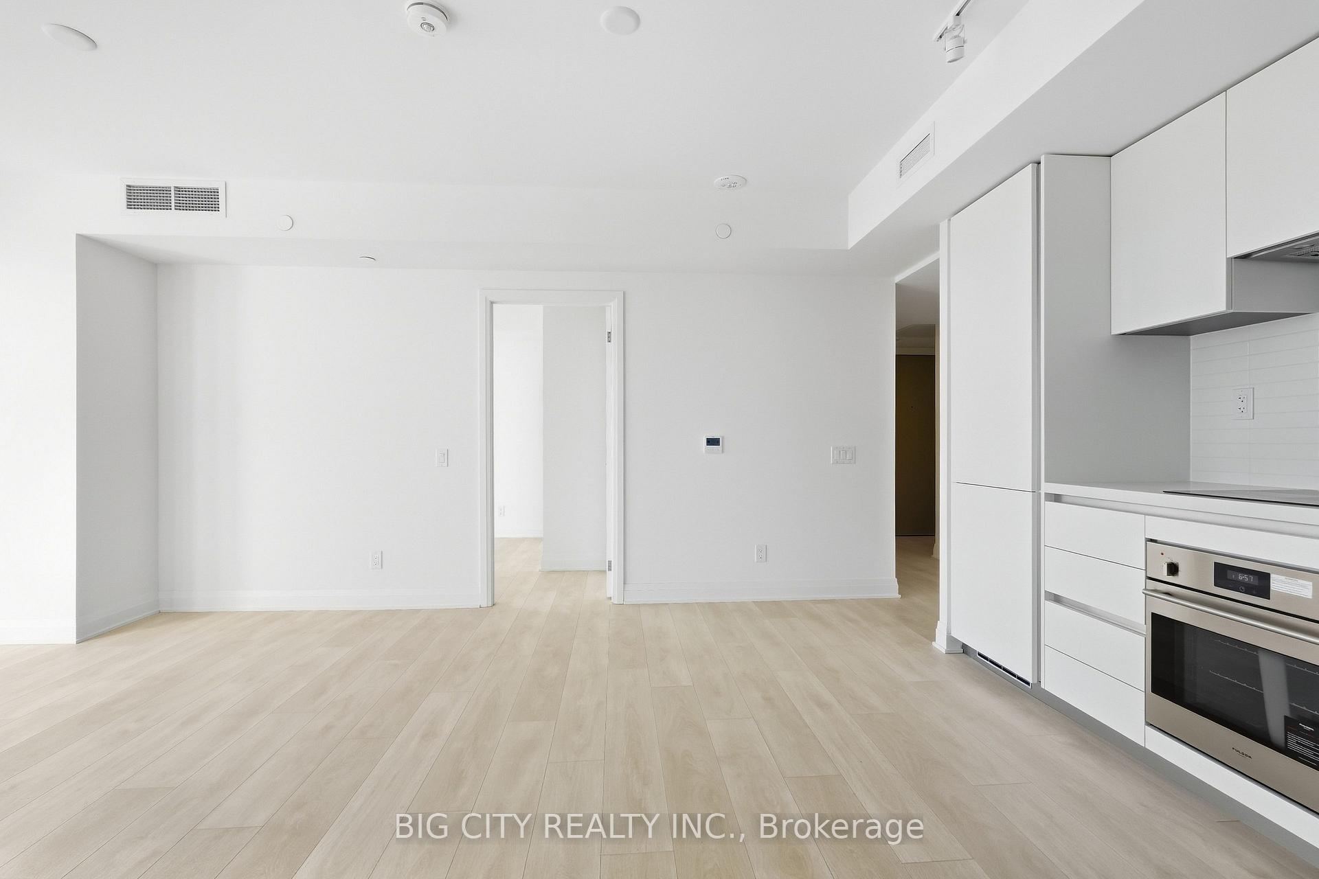 Photo 5 of 25 Frederick Todd Way, Unit 1810