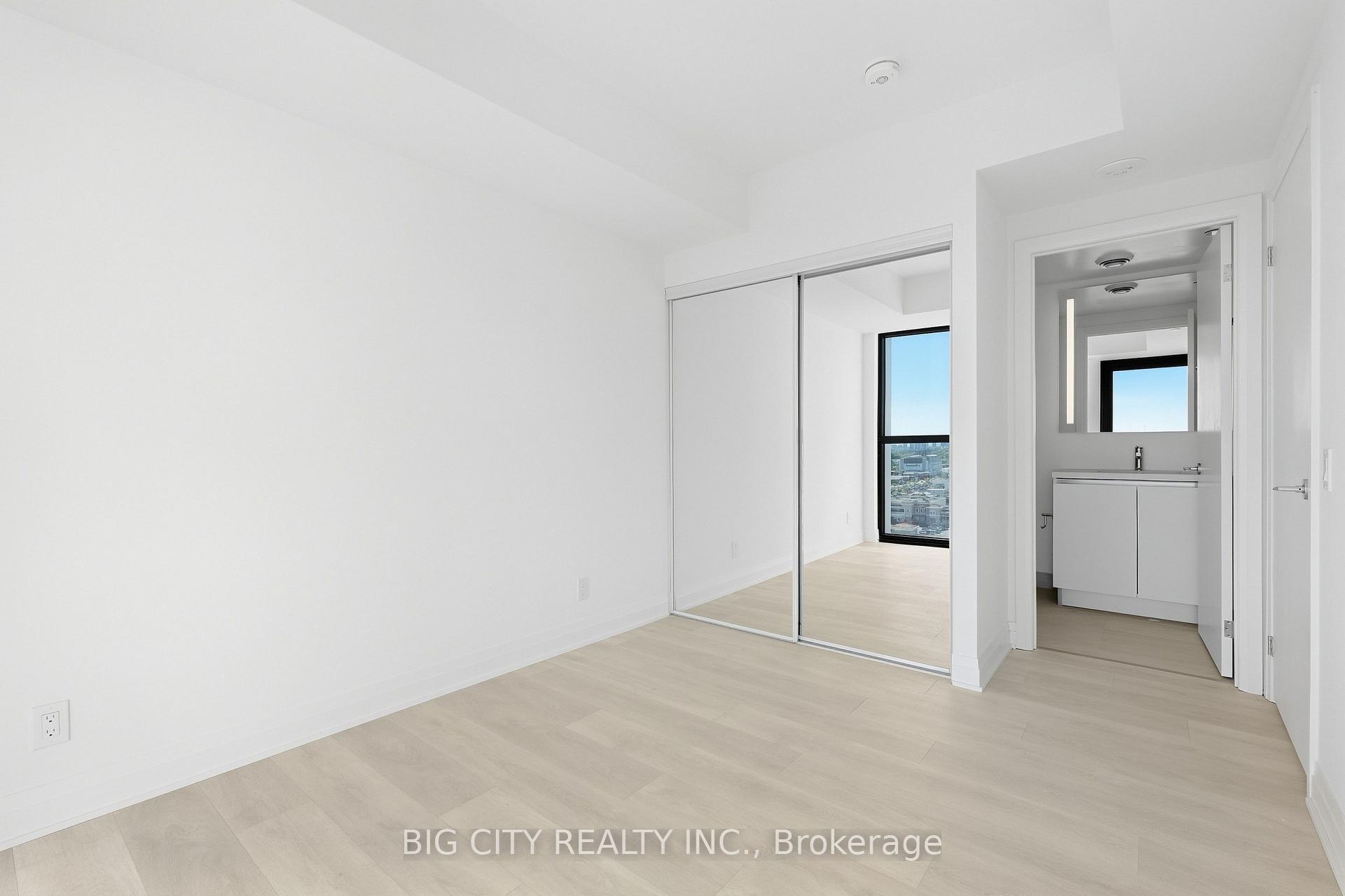 Photo 10 of 25 Frederick Todd Way, Unit 1810