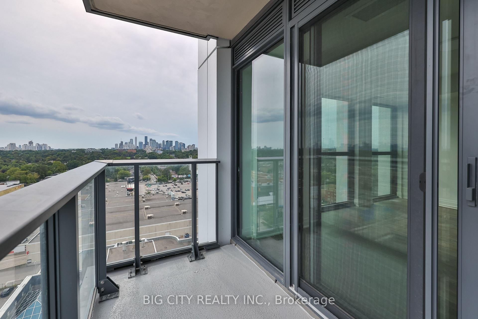 Photo 17 of 25 Frederick Todd Way, Unit 1602