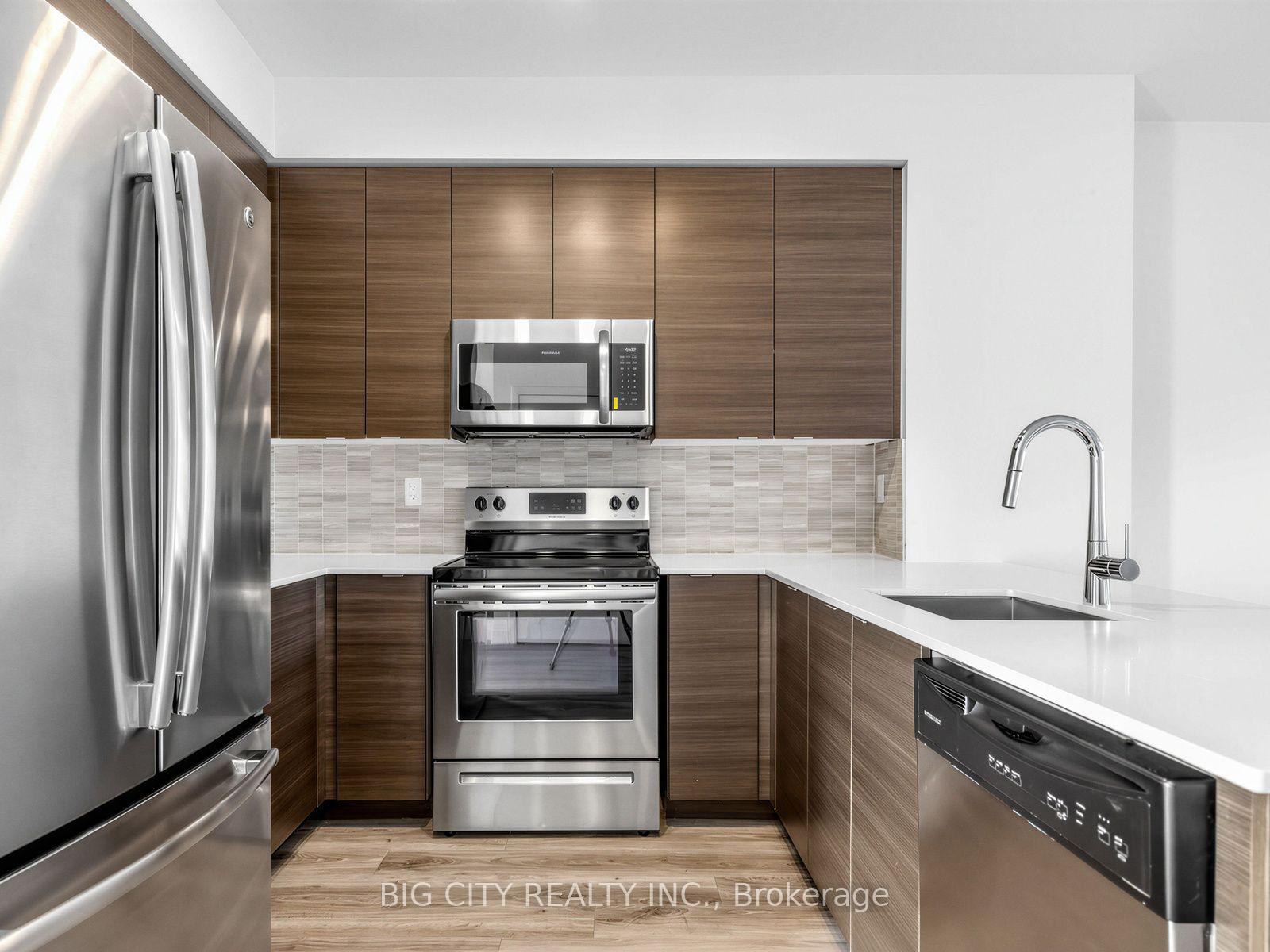 Photo 10 of 123 Parkway Forest Drive, Unit Th04
