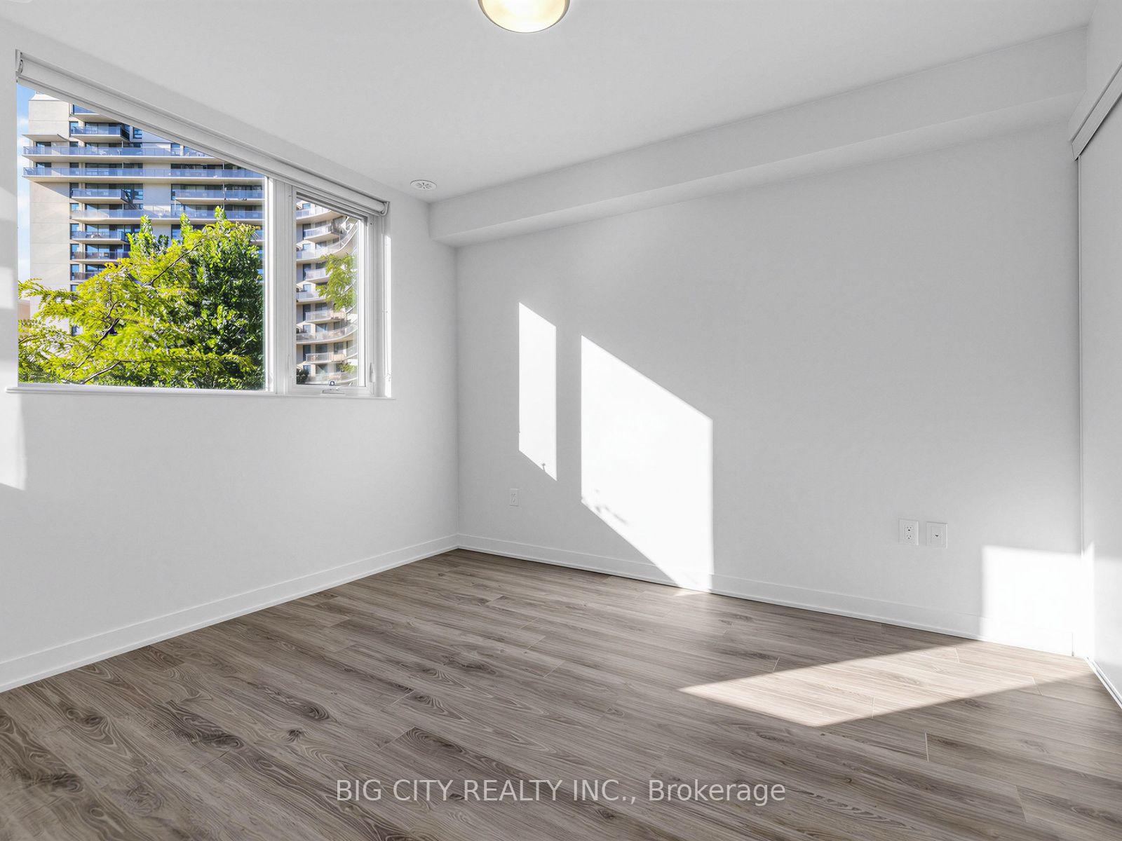 Photo 17 of 123 Parkway Forest Drive, Unit Th04