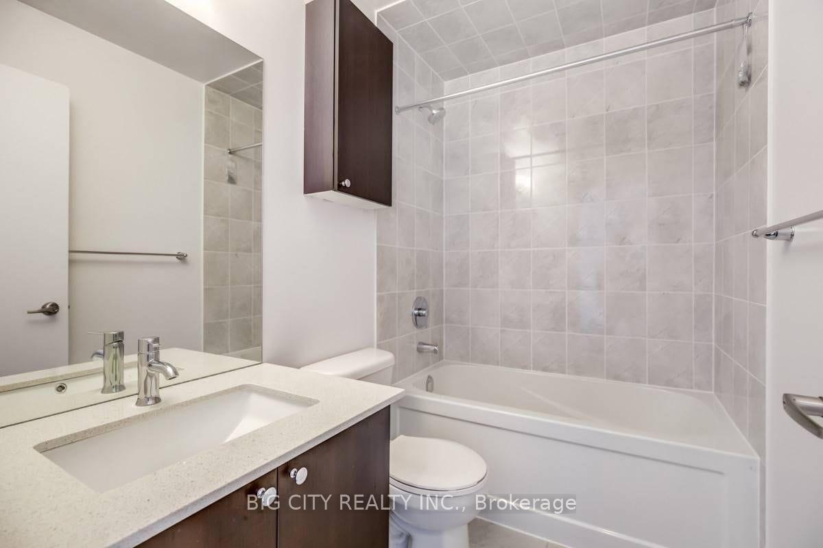 Photo 10 of 7 Kenaston Gardens, Unit Lph7