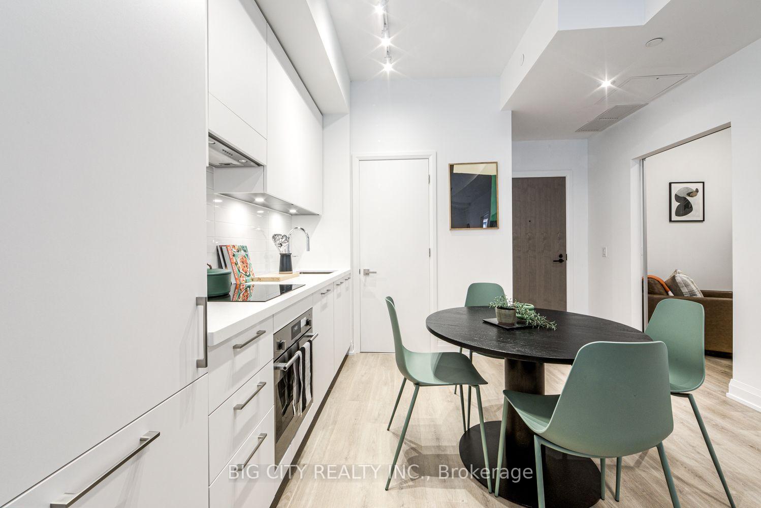 Photo 9 of 36 Brentcliffe Road, Unit 205