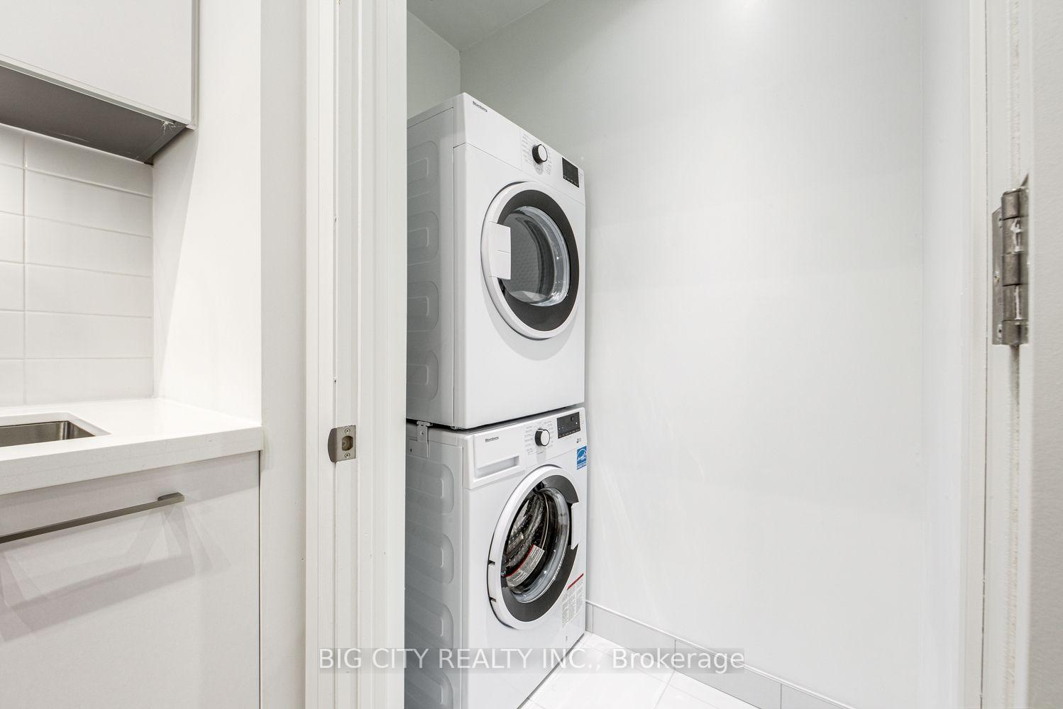 Photo 11 of 36 Brentcliffe Road, Unit 205