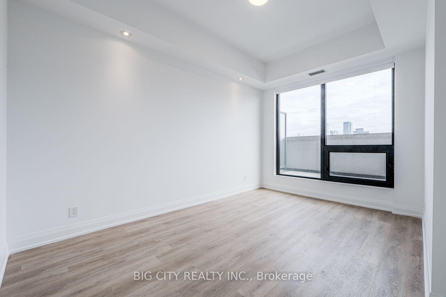 Photo 13 of 36 Brentcliffe Road, Unit 209