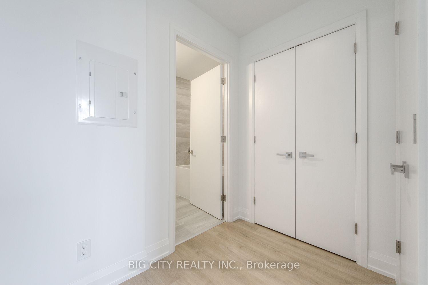 Photo 16 of 36 Brentcliffe Road, Unit 209