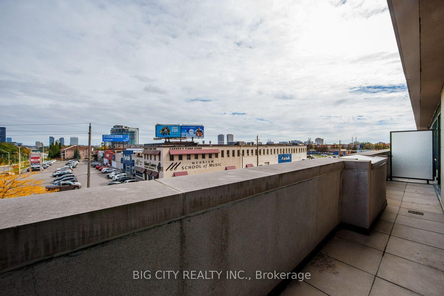 Photo 24 of 36 Brentcliffe Road, Unit 209