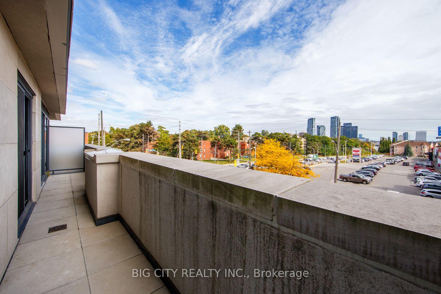 Photo 25 of 36 Brentcliffe Road, Unit 209