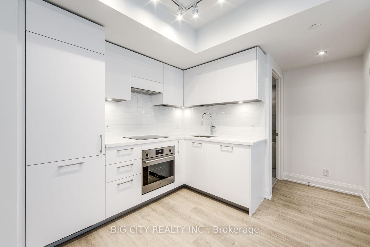 Photo 4 of 36 Brentcliffe Road, Unit 401