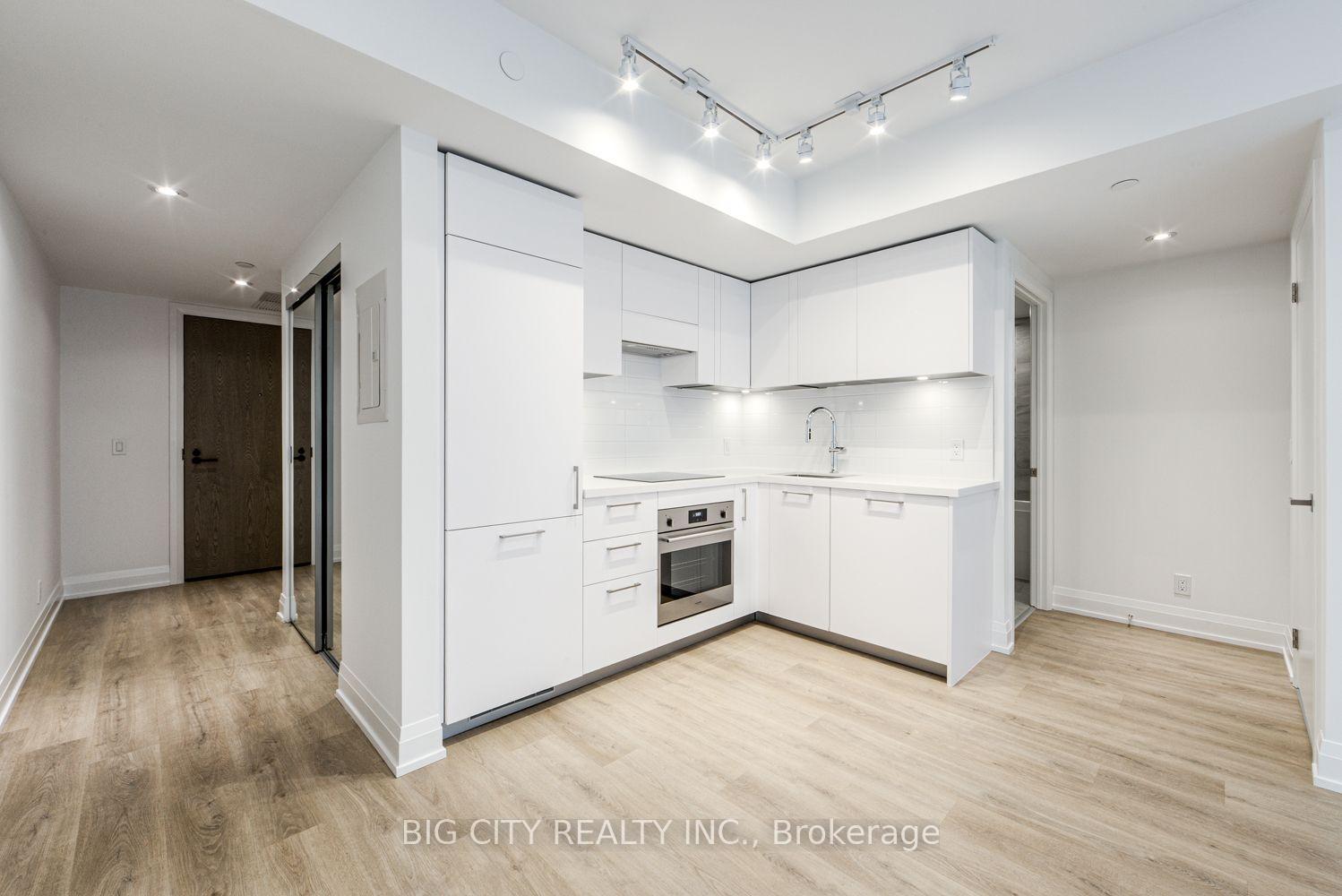Photo 5 of 36 Brentcliffe Road, Unit 401