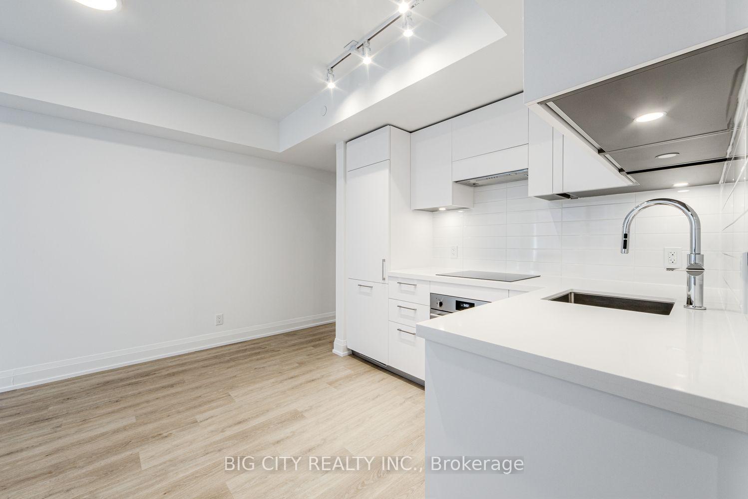 Photo 7 of 36 Brentcliffe Road, Unit 401