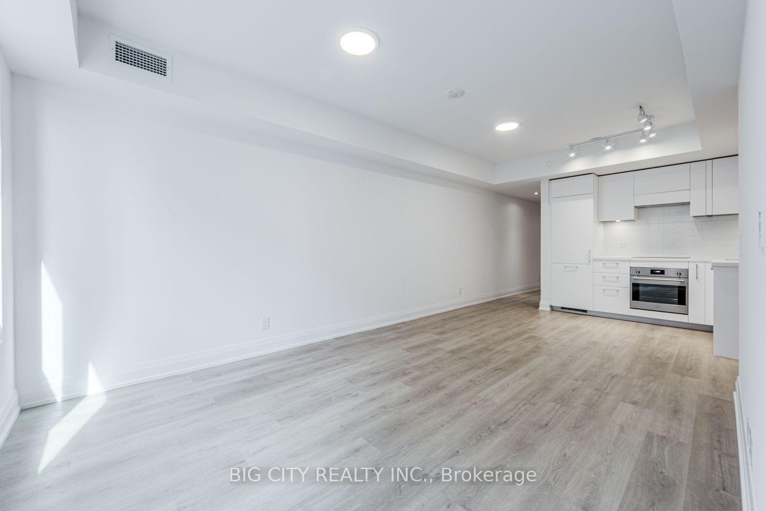 Photo 11 of 36 Brentcliffe Road, Unit 401