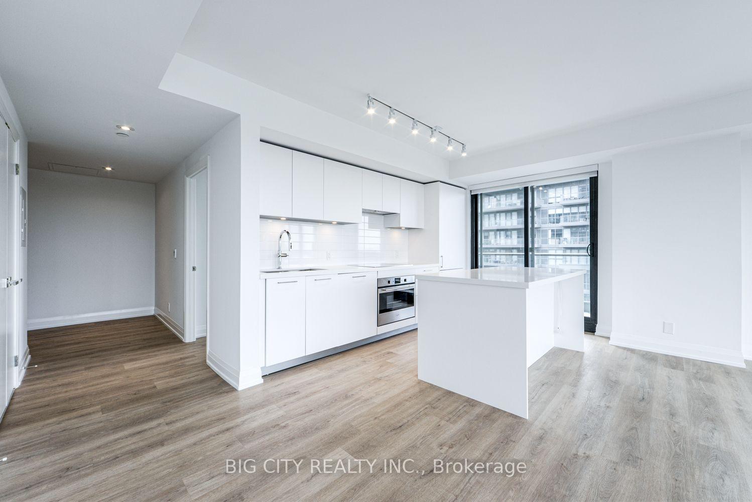 Photo 5 of 36 Brentcliffe Road, Unit 1305