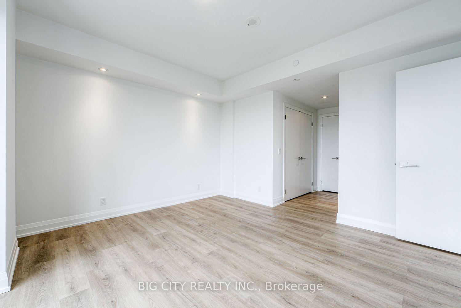 Photo 24 of 36 Brentcliffe Road, Unit 1305