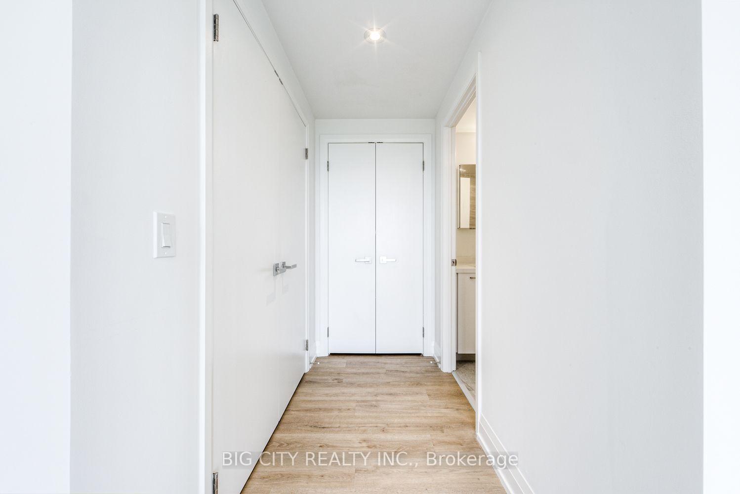 Photo 26 of 36 Brentcliffe Road, Unit 1305
