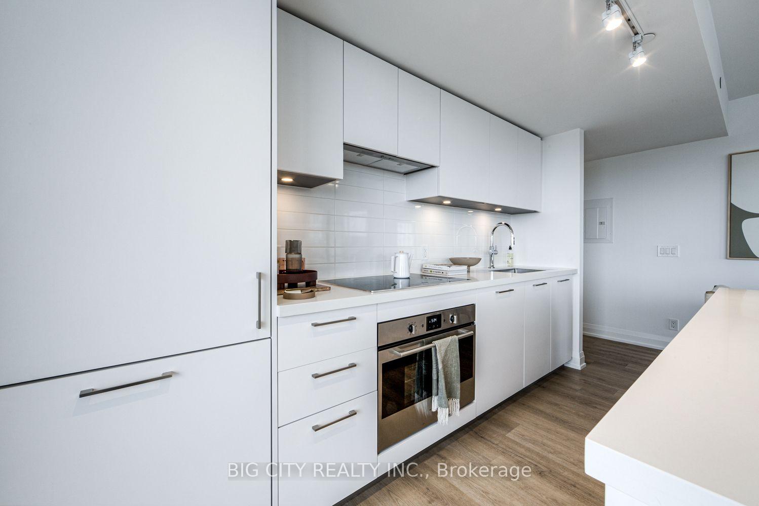 Photo 6 of 36 Brentcliffe Road, Unit 1404