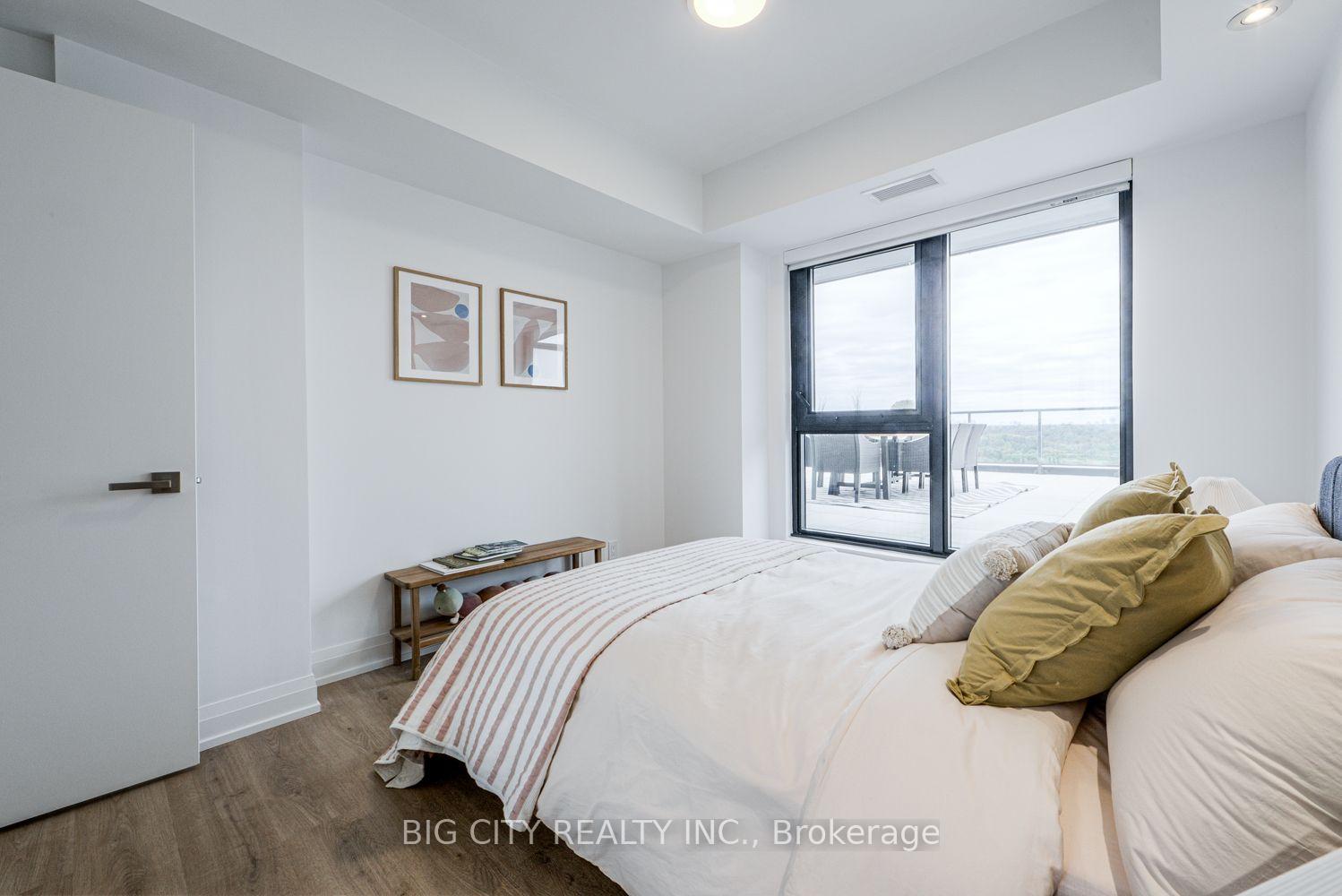 Photo 19 of 36 Brentcliffe Road, Unit 1404