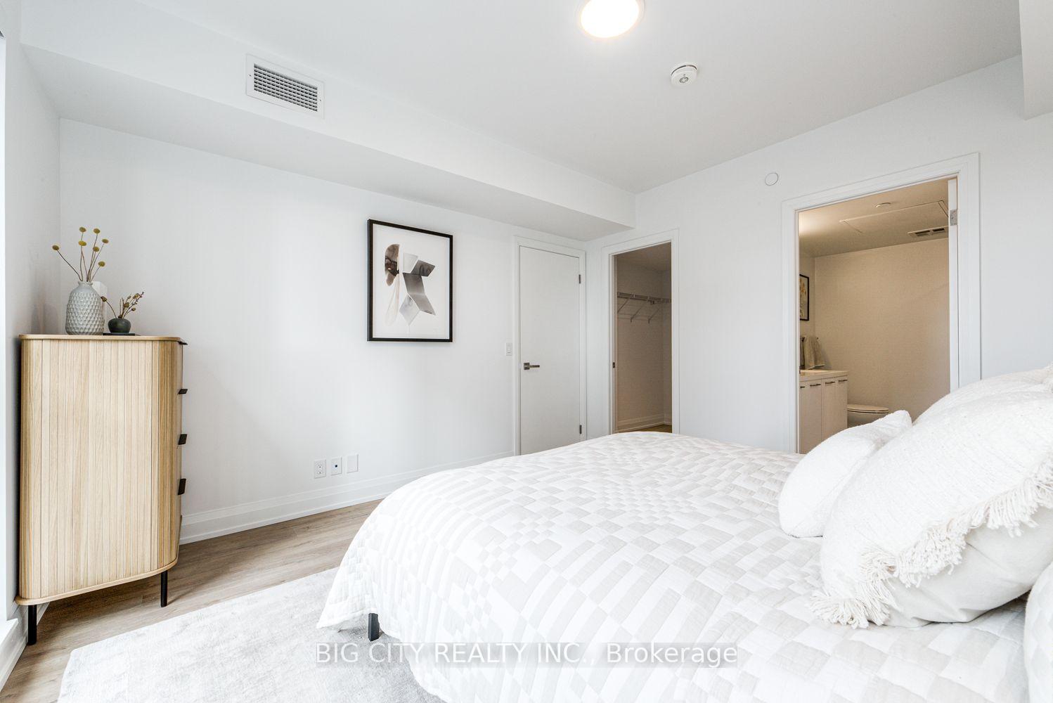 Photo 23 of 36 Brentcliffe Road, Unit 1404
