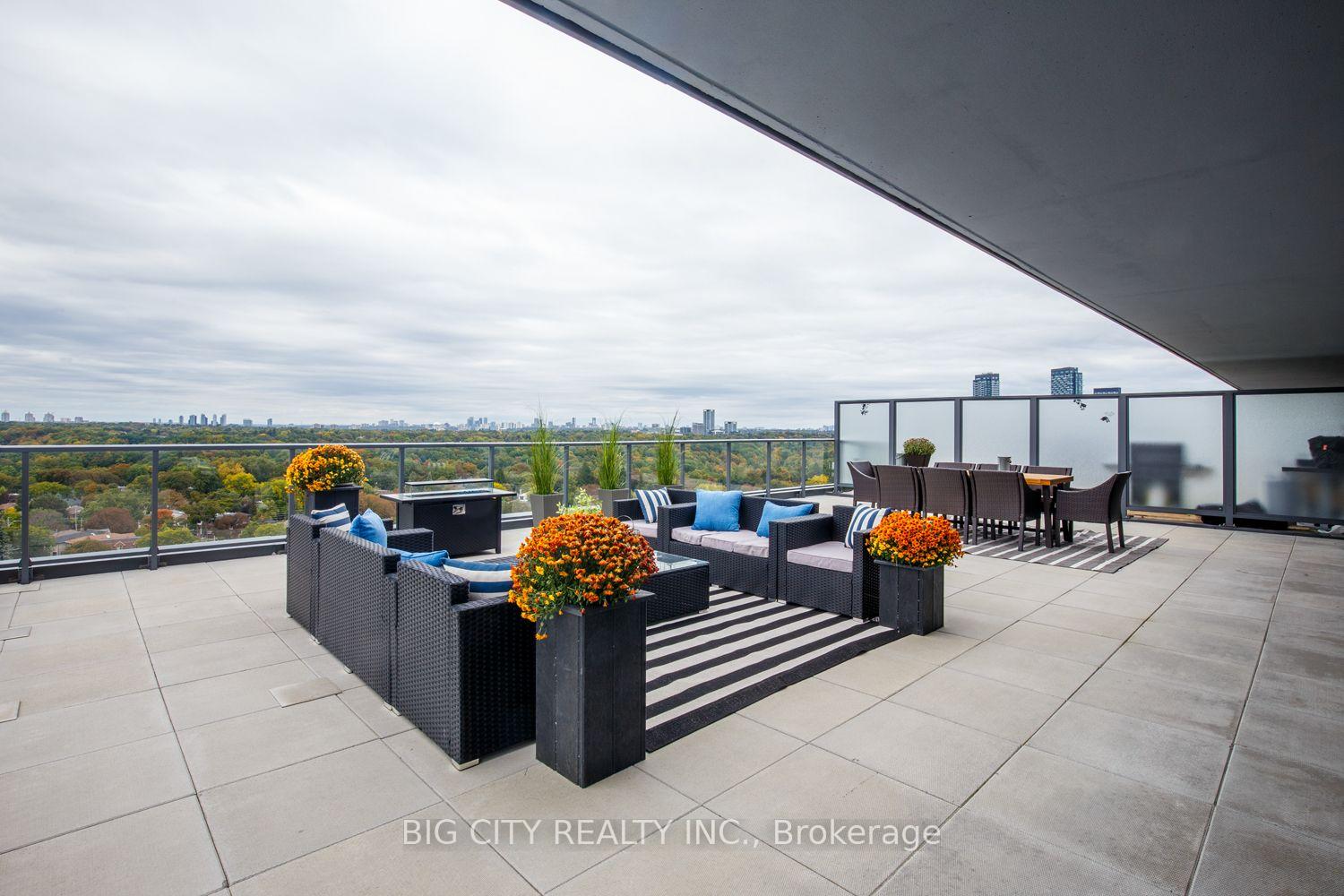 Photo 32 of 36 Brentcliffe Road, Unit 1404