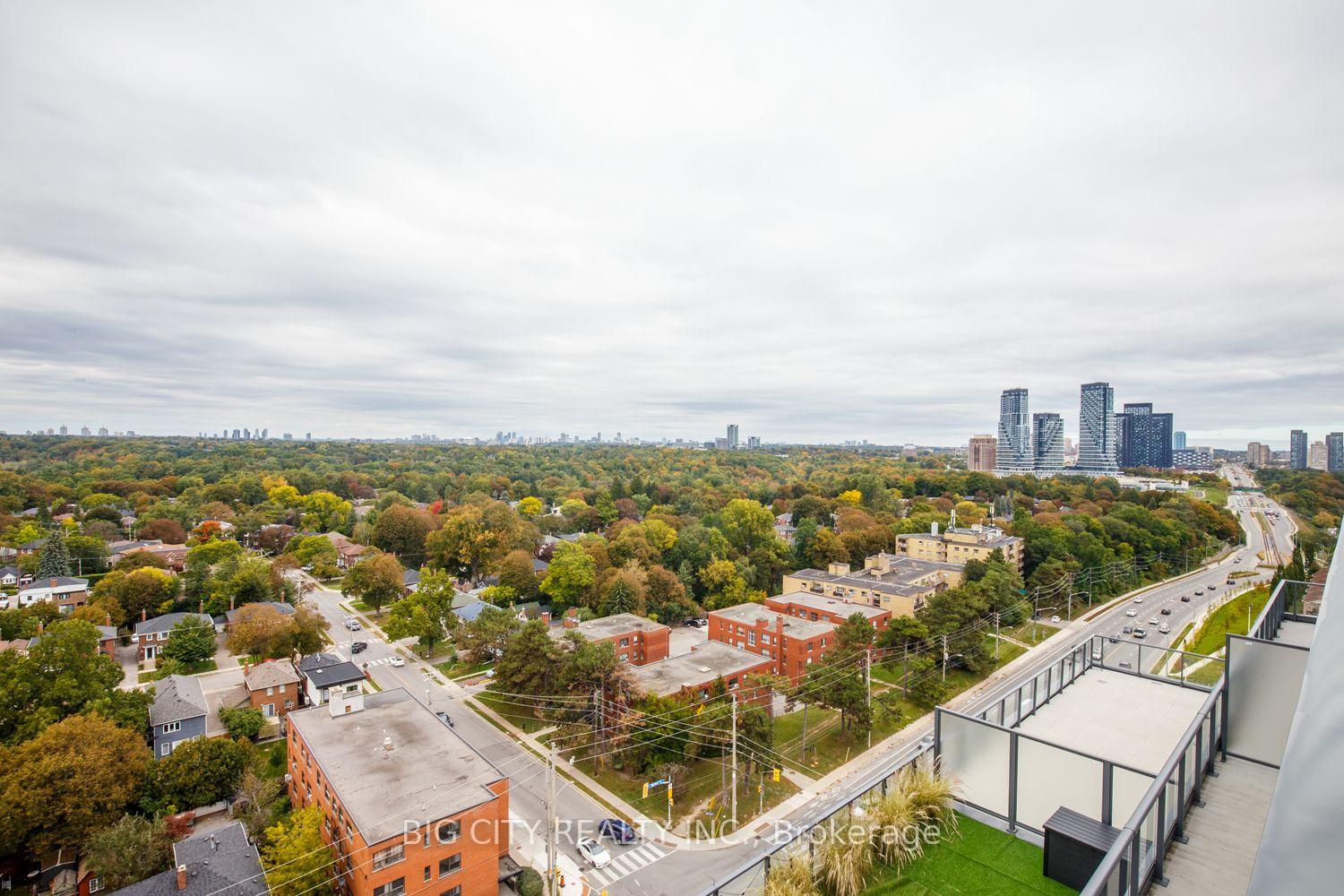Photo 34 of 36 Brentcliffe Road, Unit 1404