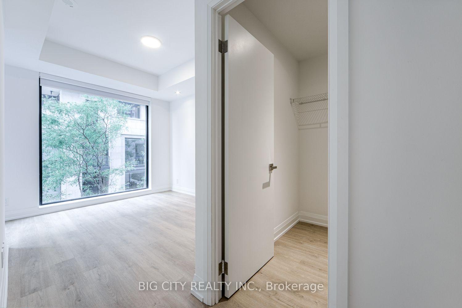 Photo 4 of 36 Brentcliffe Road, Unit M05