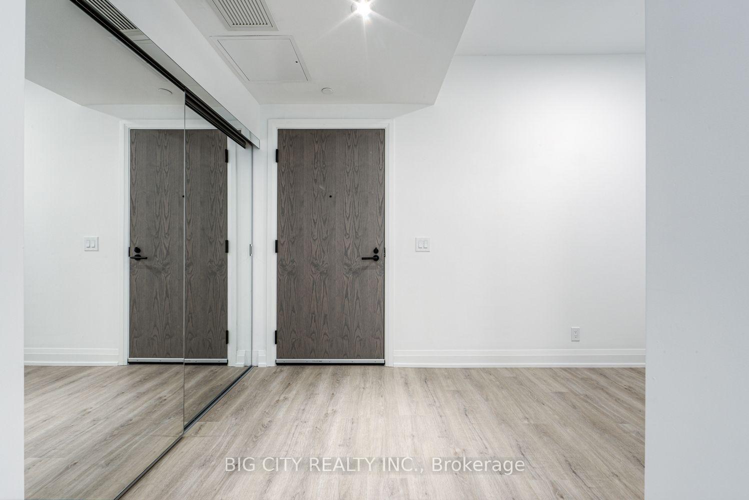 Photo 6 of 36 Brentcliffe Road, Unit M05