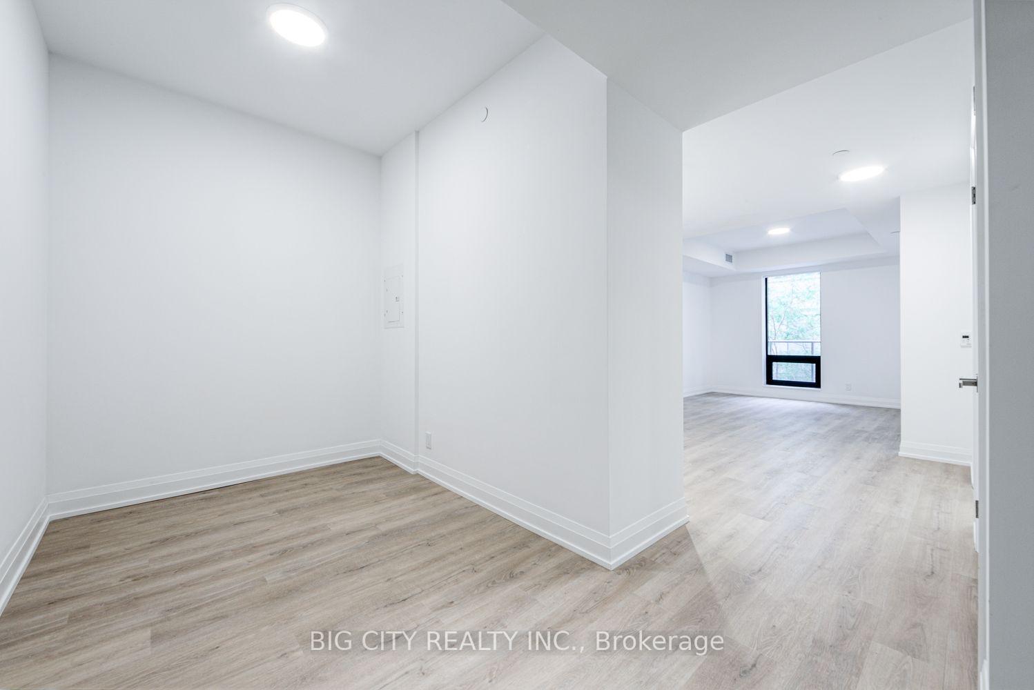 Photo 7 of 36 Brentcliffe Road, Unit M05