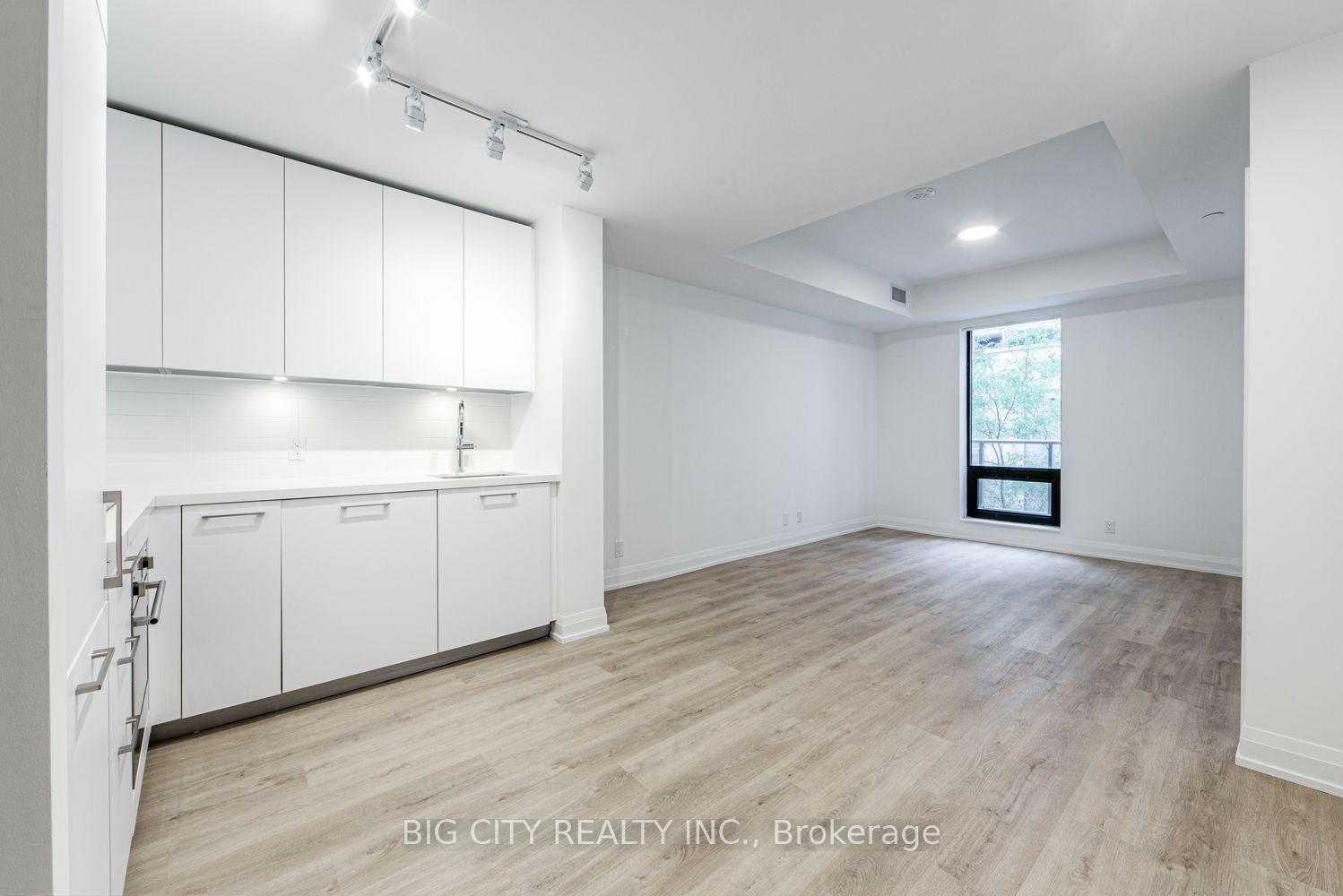 Photo 9 of 36 Brentcliffe Road, Unit M05