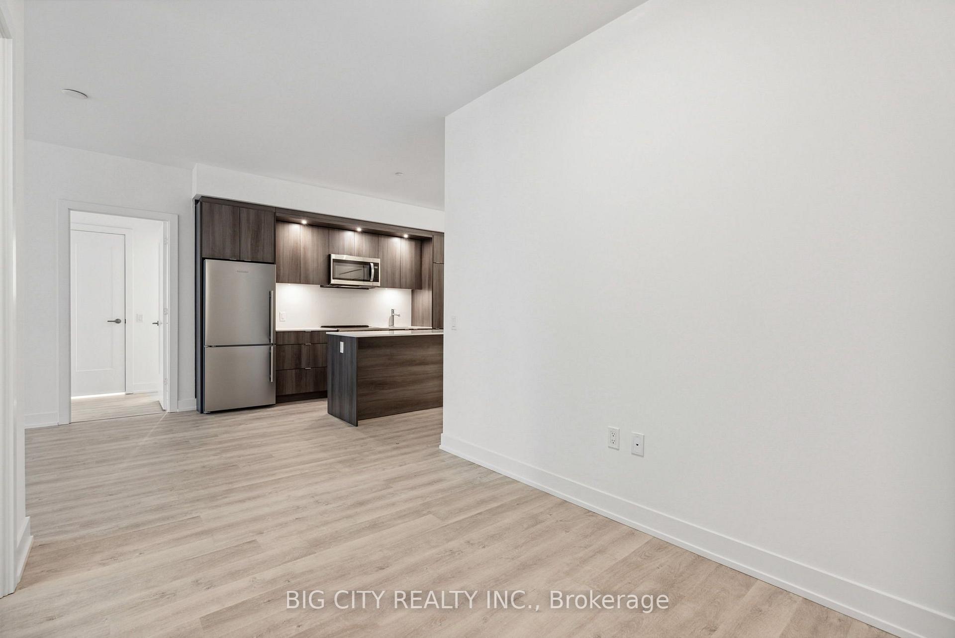 Photo 6 of 20 Inn on the park Drive, Unit 441
