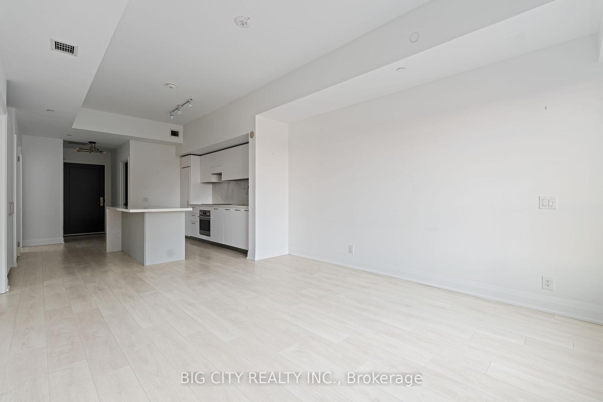 Photo 14 of 33 Frederick Todd Way, Unit 605