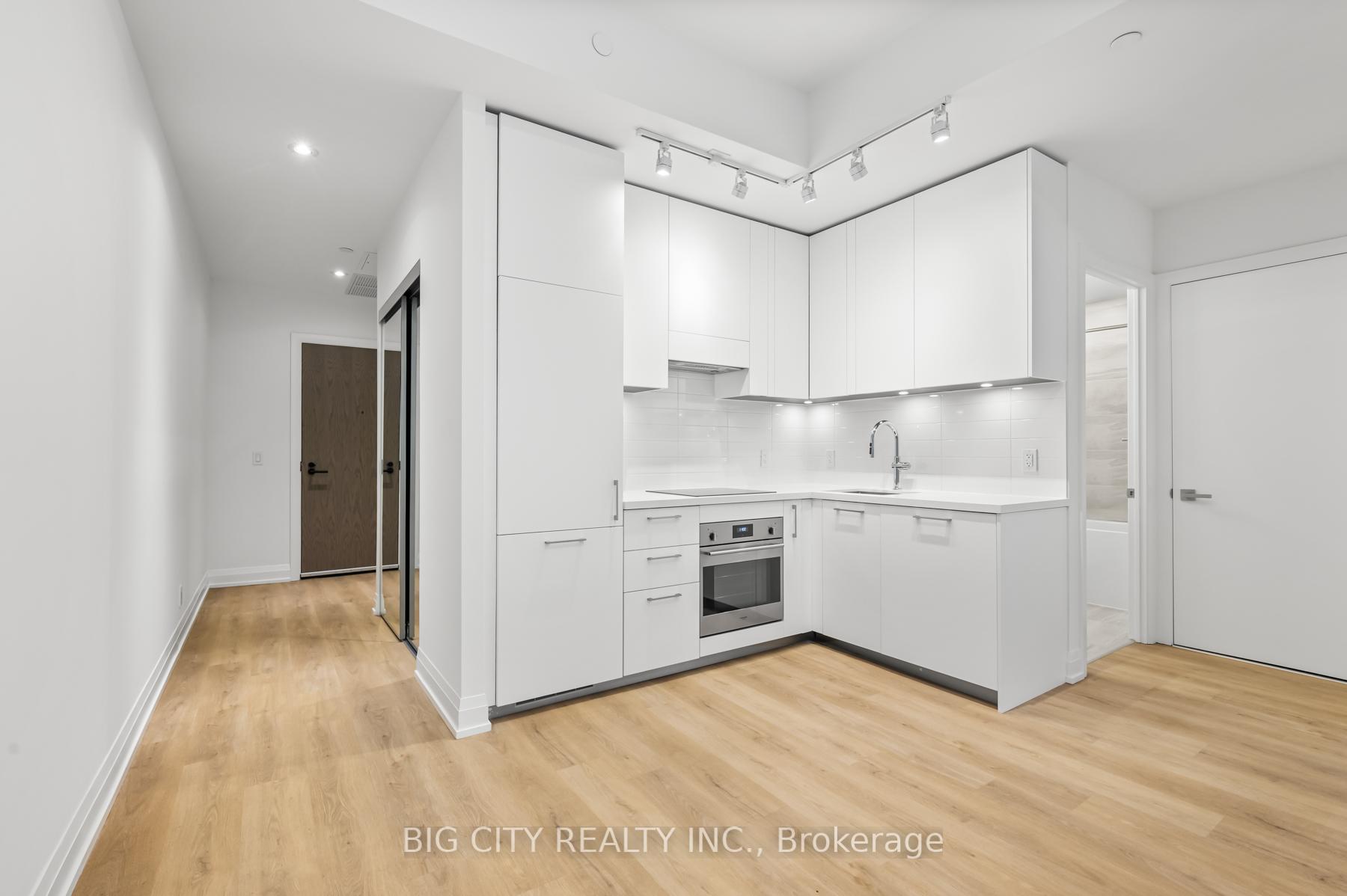Photo 8 of 36 Brentcliffe Road, Unit 218