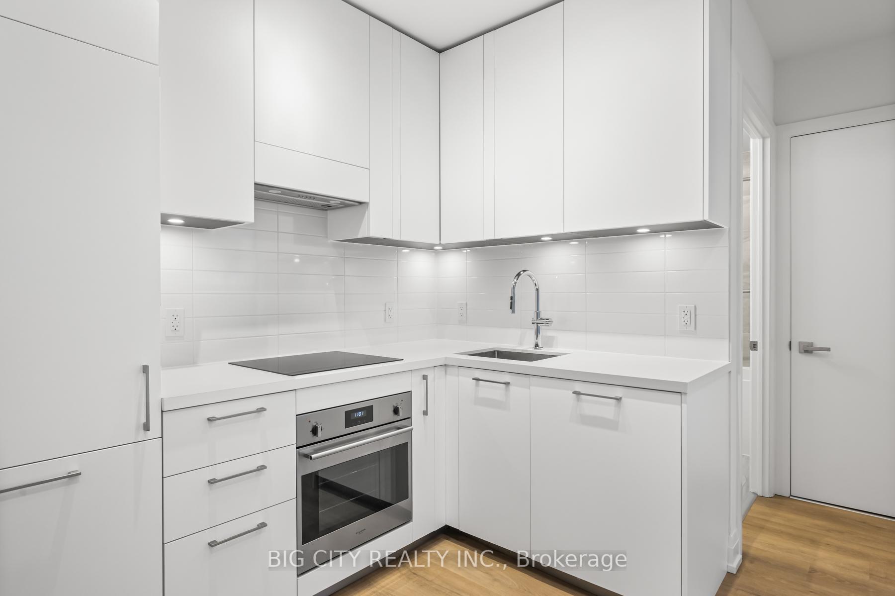 Photo 10 of 36 Brentcliffe Road, Unit 218