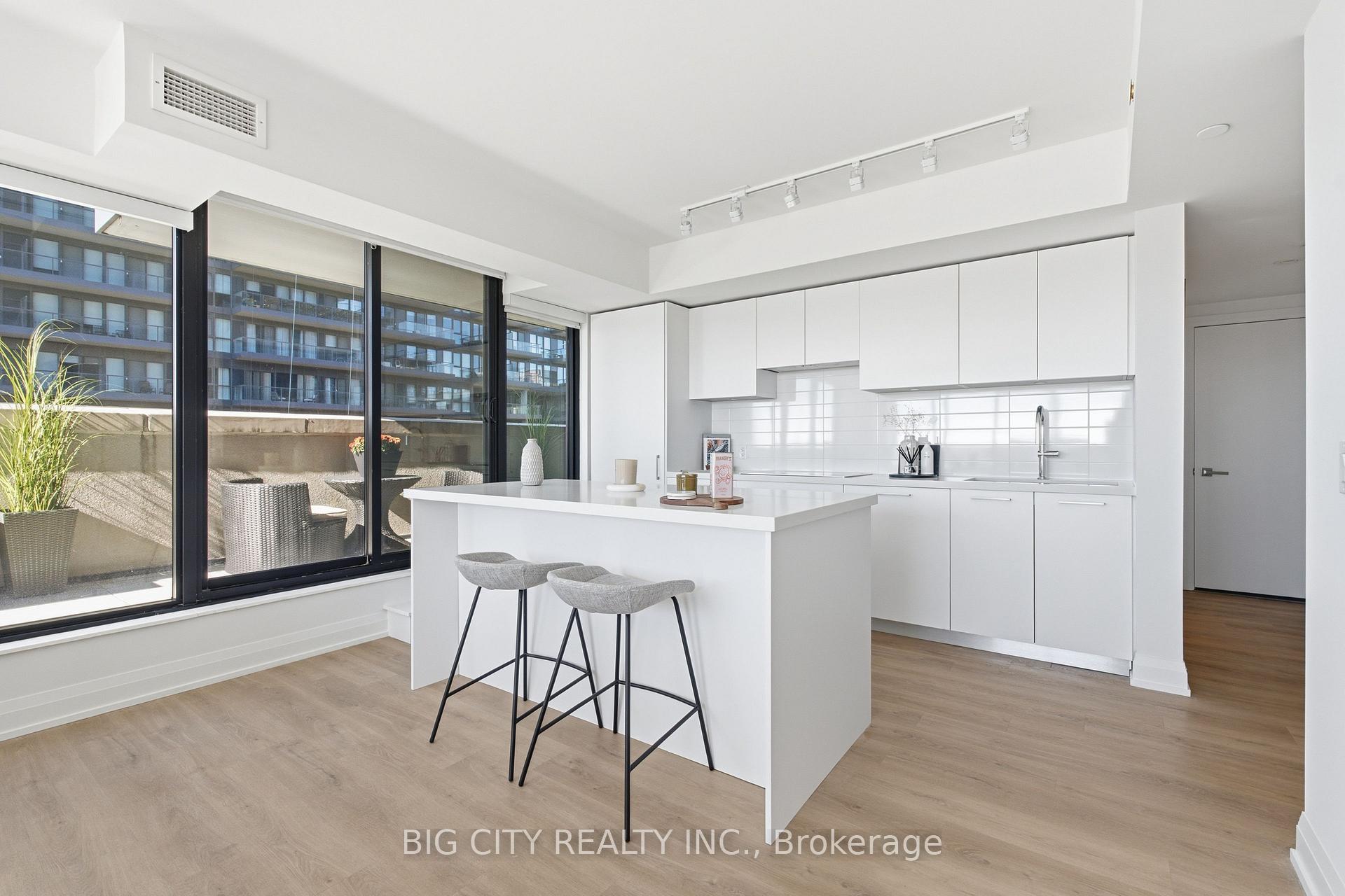 Photo 4 of 36 Brentcliffe Road, Unit 717