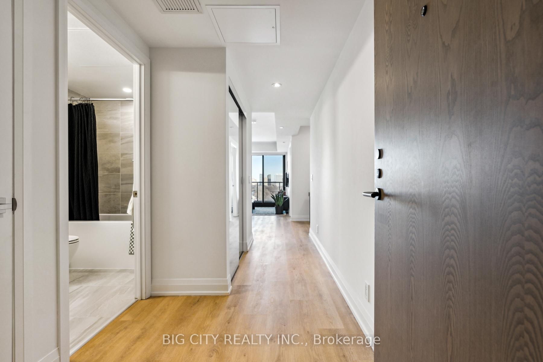 Photo 3 of 36 Brentcliffe Road, Unit 1409