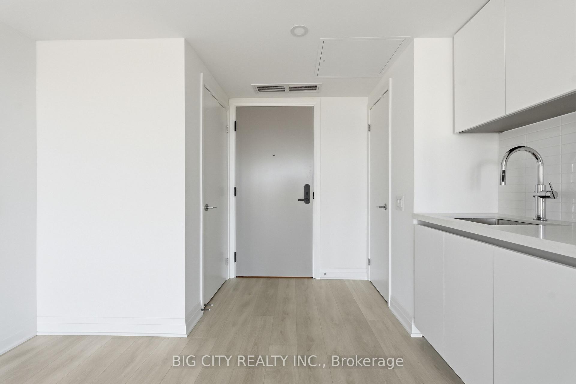 Photo 3 of 25 Frederick Todd Way, Unit 1203