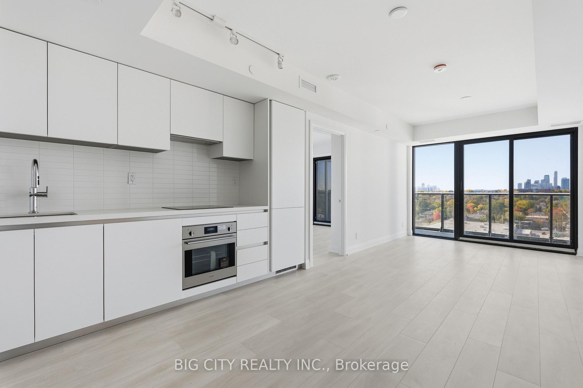 Photo 4 of 25 Frederick Todd Way, Unit 1203
